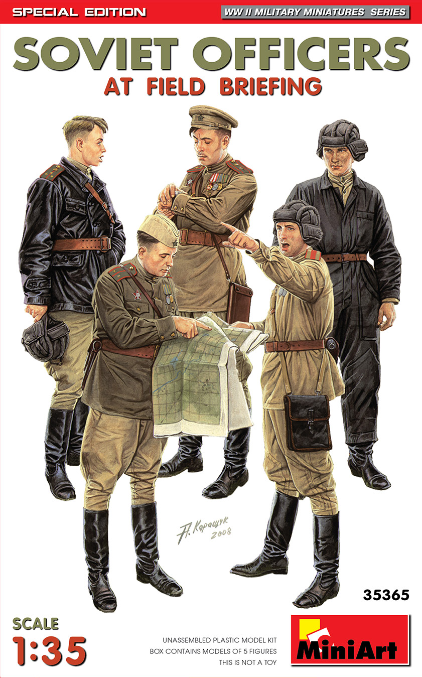 35365  фигуры  SOVIET OFFICERS AT FIELD BRIEFING. SPECIAL EDITION  (1:35)