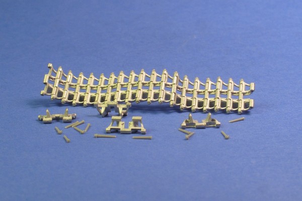 MTL-35069  траки наборные  Tracks for Pz.Kpfw. II, "Wespe"  (1:35)