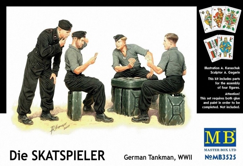 MB3525   фигуры  Die Skatspieler German Tankman, WW II  (1:35)