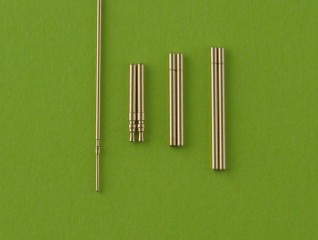 AM-72-013  металлические стволы Вооружение и ПВД для самолета FW-190A6  (1:72)