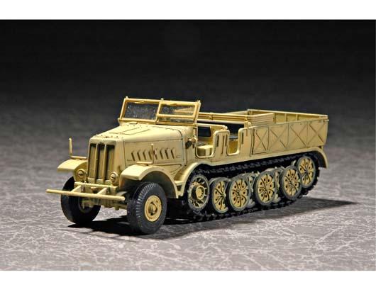 07252  техника и вооружение  Sd.Kfz.9 Schwere Zugkraftwagen 18T (Late Version)  (1:72)