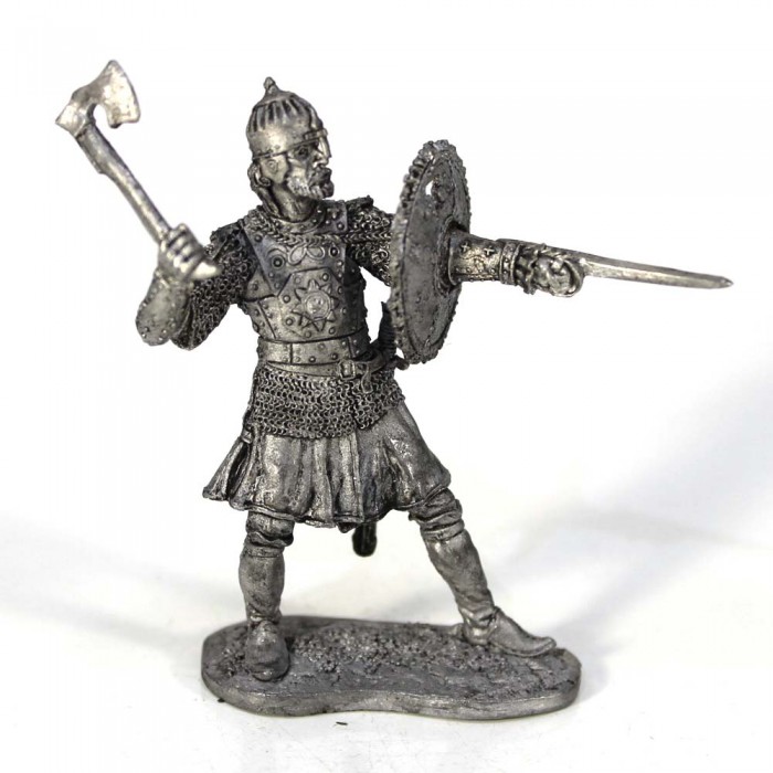 023 M  миниатюра  Русский богатырь с тарчем, 16-17в