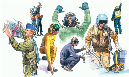 1246  фигуры  NATO PILOTS AND GROUND CREW (1:72)