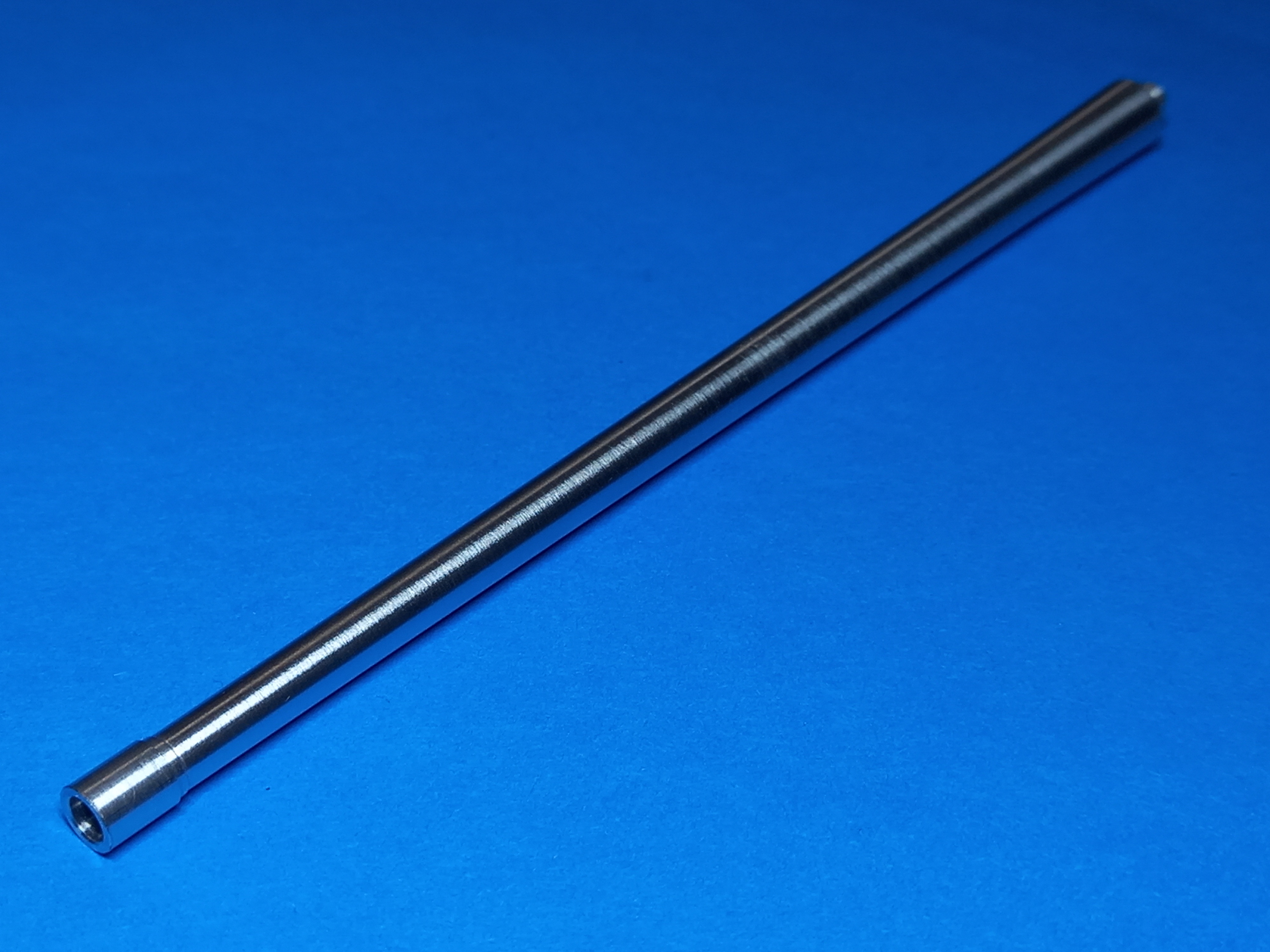 MG-3655  металлические стволы  125-мм пушка 2А47 для танка Т-74 (Trumpeter 09580 Объект 450)  (1:35)