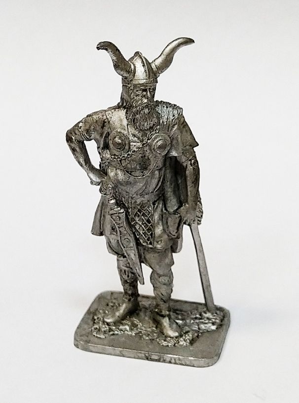 54-43  миниатюра  Вождь бронзового века, 800 лет до н.э.