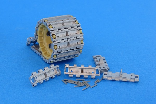 MTL-35204  траки наборные  Merkava Mk.IV  (1:35)