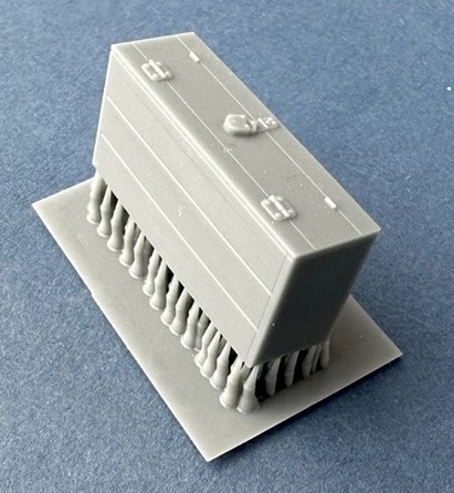 A35-049  дополнения из смолы  Garford-Putilov side stowage box  (1:35)