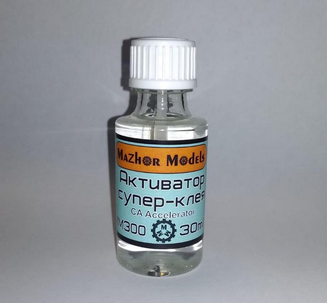 MM300  специальные жидкости  Активатор суперклея кисть 30 мл.