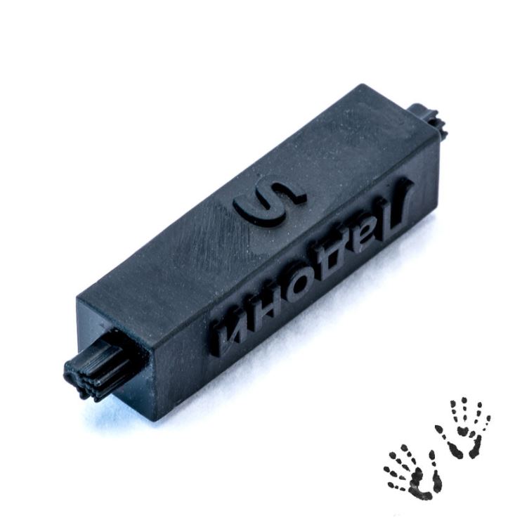 T-049  материалы для диорам  Штамп Ладони, размер S  (1:48)