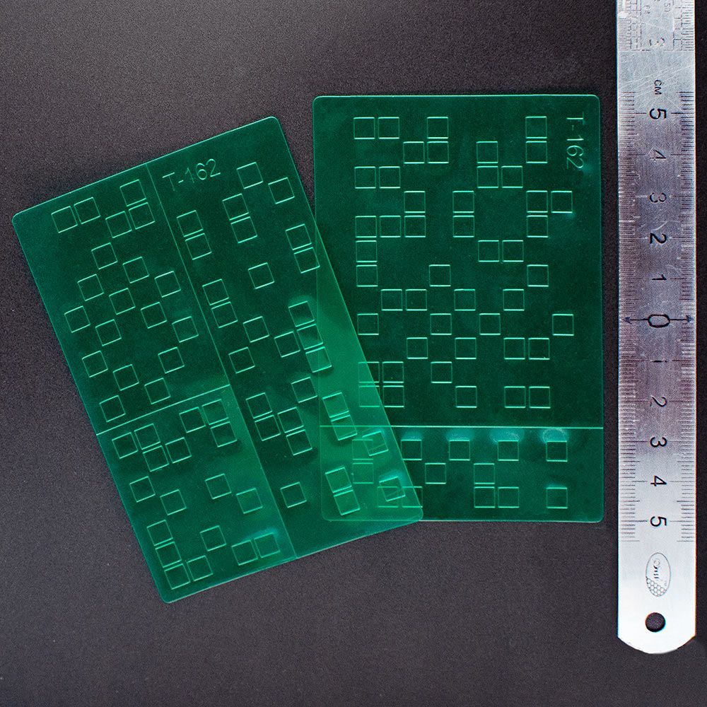 T-162  инструменты для работы с краской  Трафарет окрасочный камуфляж клетки, размер S, 5мм