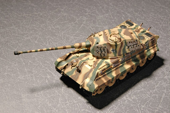 07202  техника и вооружение  German Sd.Kfz. 182 King Tiger (Porsche turret)  (1:72)