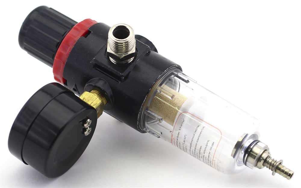 1704  аэрография  Фильтр воздушный с регулятором давления и манометром