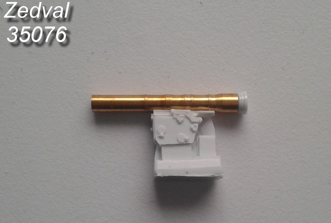 35076  дополнения из металла  Контейнер ПТУР 9М113 «Конкурс» c пуск. установкой БМП-2, БМП-2Д (1:35)