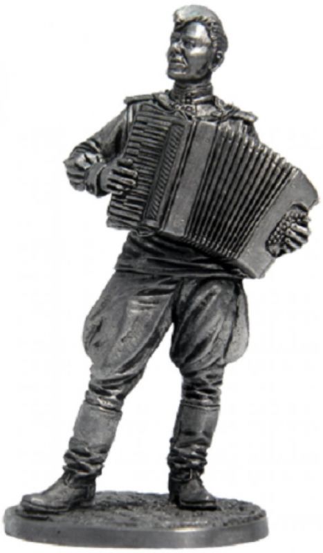WW2-18  миниатюра  Лейтенант Красной Армии с аккордеоном. 1944-45 гг. СССР