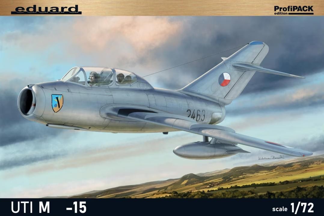 7055  авиация  УТИ М&Г-15  (1:72)