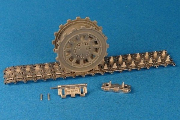 MTL-35090  траки наборные  AMX-13  (1:35)