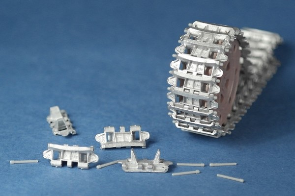 MTL-35059  траки наборные  Tracks for Jagdpanzer 38 "Hetzer" Early Type  (1:35)