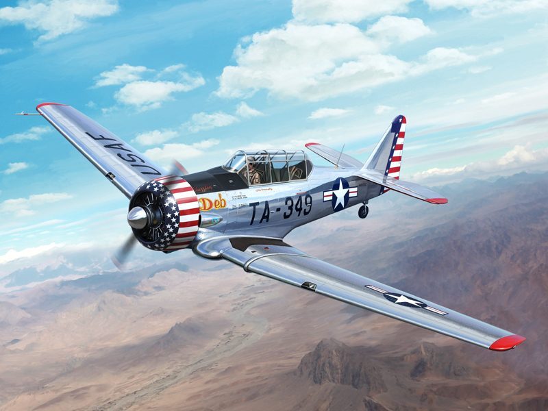 KH32001  авиация  North American T-6 Texan  (1:32)