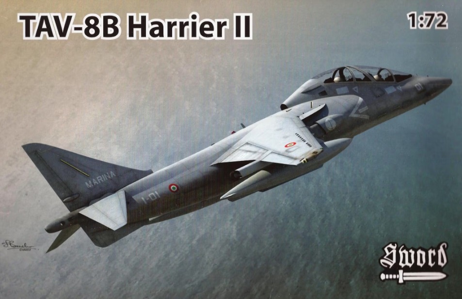 72100  авиация  TAV-8B Harrier II (1:72)