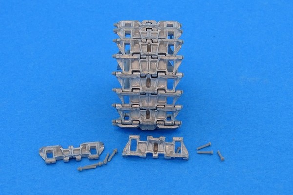 MTL-35030  траки наборные  Tracks for Kv-1s Early  (1:35)