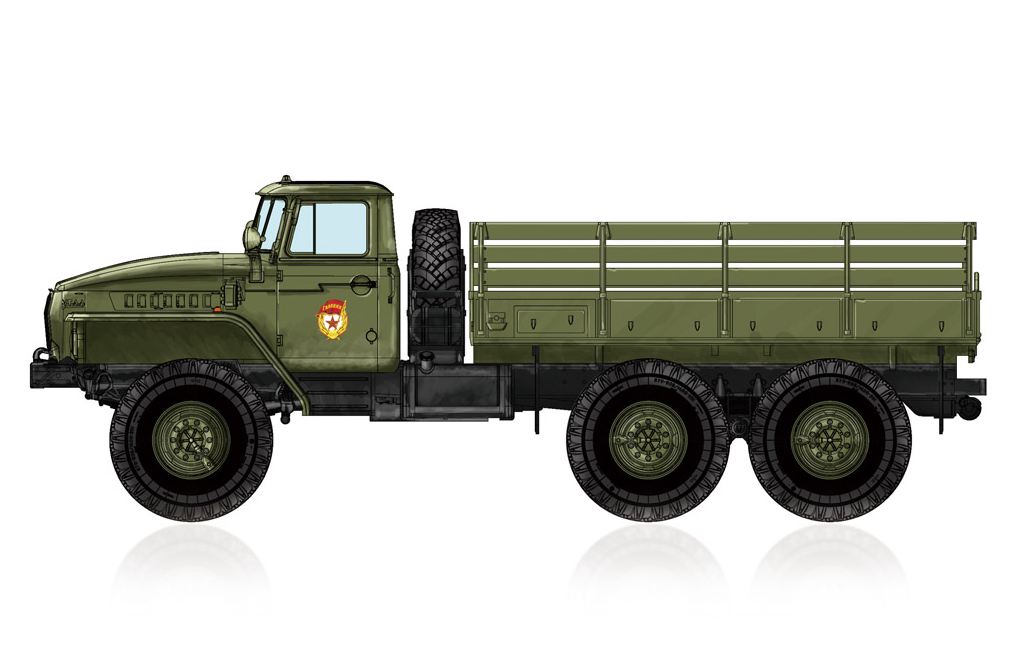 82930  техника и вооружение  Russian Ur@l 4320 Truck  (1:72)