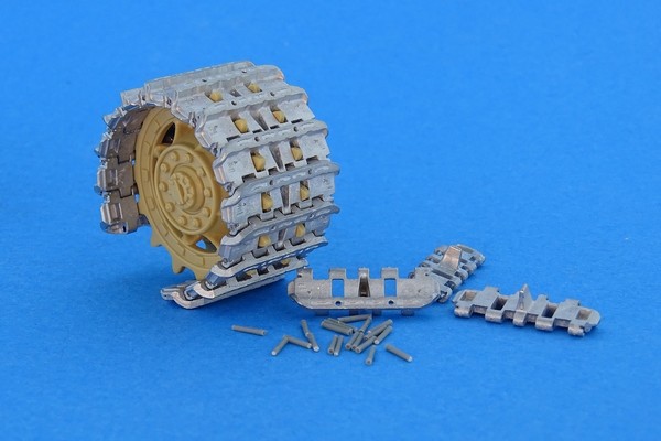 MTL-35207  траки наборные  Centurion IDF  (1:35)