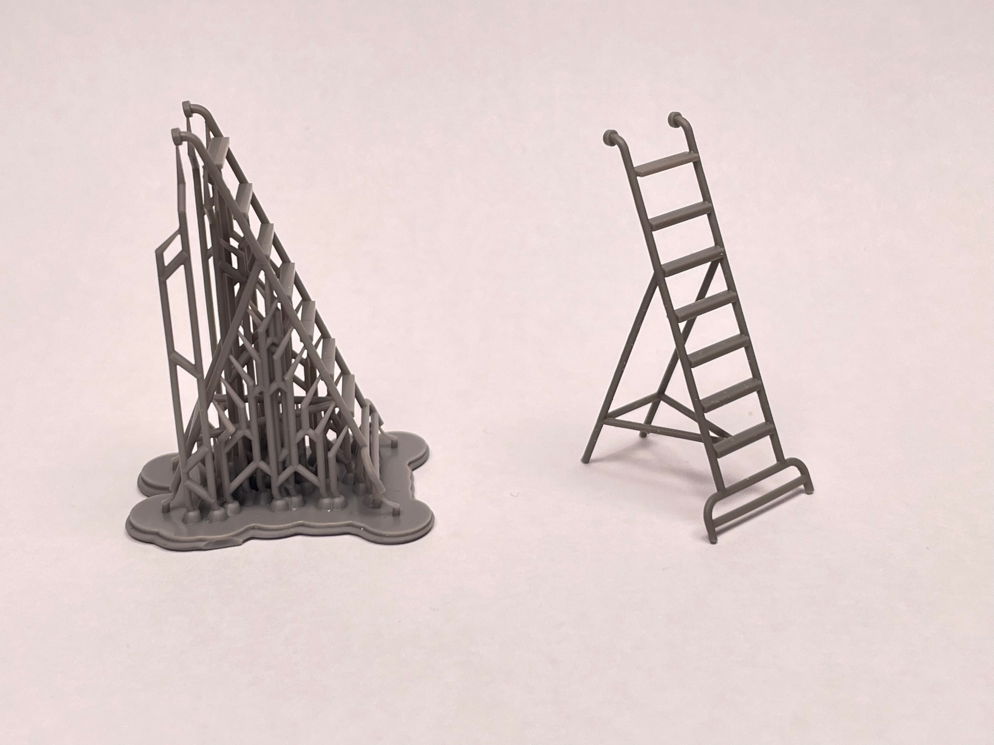 MM72326  дополнения из смолы  Стремянка для М&Г-21  (1:72)