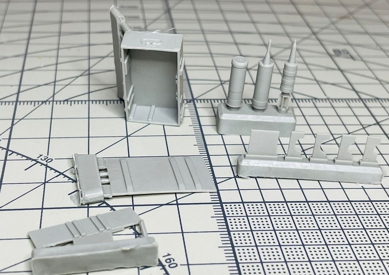 MM35107  дополнения из смолы  Ящик для 125 мм + КС/БПС снаряды (Танк-64, 72, 80, 90)  (1:35)