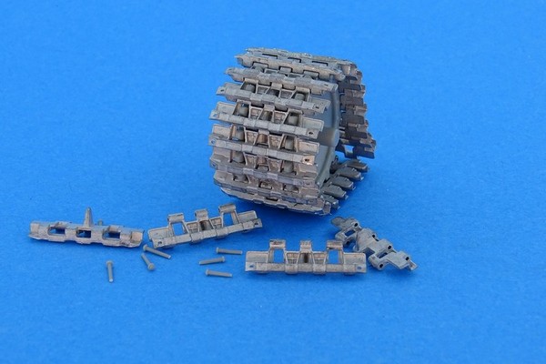 MTL-35153  траки наборные  Tracks for VK4501(P)  (1:35)