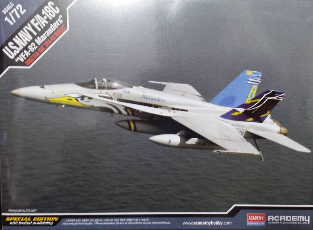 12534  авиация  F/A-18C Hornet VFA-82 Marauders  (1:72)