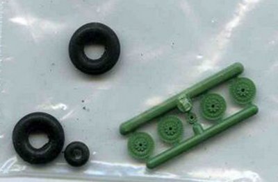 7211  дополнения из пластика  Rubber Wheels. I-2  (1:72)