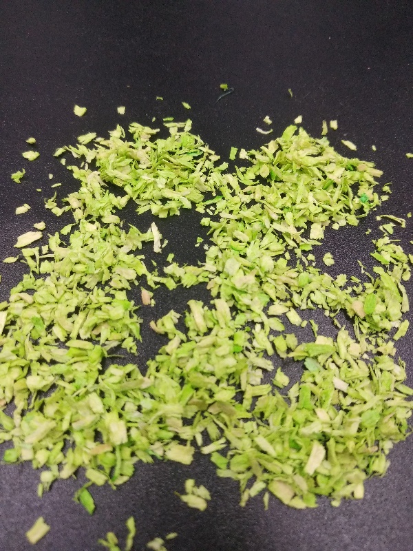 3024  материалы для диорам  Крона деревьев светло-зелёная.