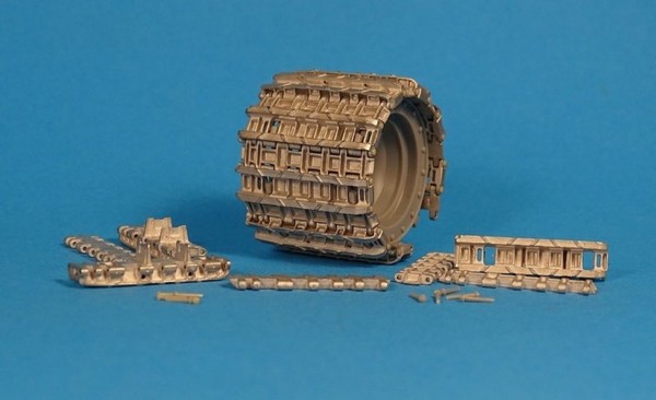 MTL-35095  траки наборные  Tracks for Pz.Kpfw. IV Ausf.B Tiger II   (1:35)