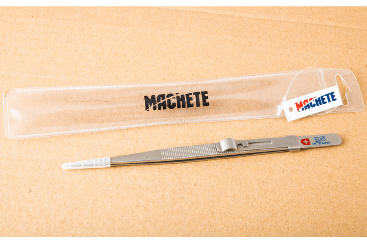 0013  ручной инструмент  Пинцет острогубый с зажимом