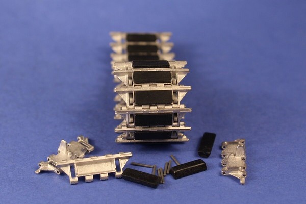 MTL-35079  траки наборные  Tracks for Chieftain  (1:35)