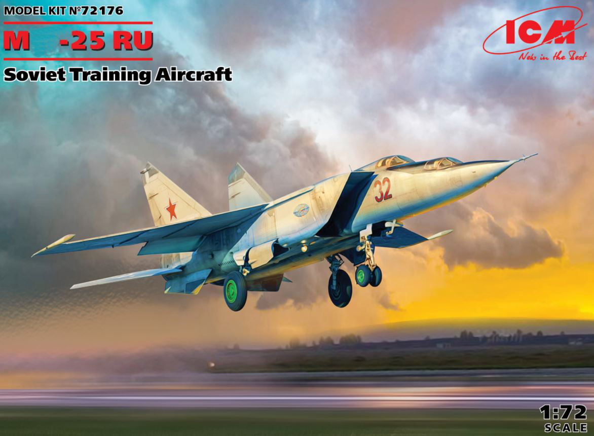 72176  авиация  M-25RU, Soviet Training Aircraft  (1:72)