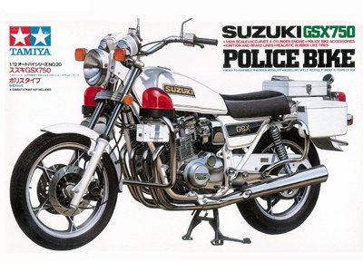 14020  автомобили и мотоциклы  Suzuki GSX 750 Police Bike  (1:12)