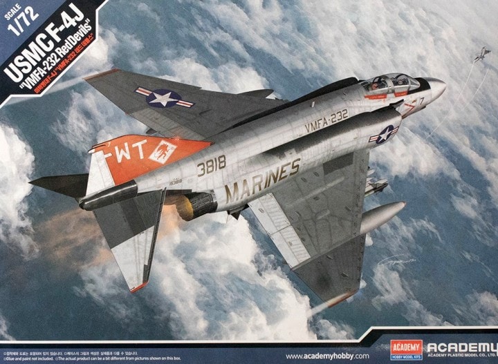 12556  авиация  USMC F-4J Phantom "VMFA-232 Red Devils"  (1:72)