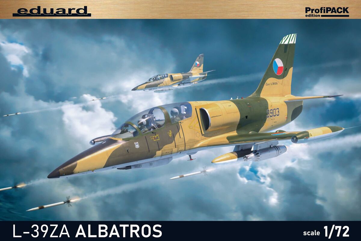 7047  авиация  L-39ZA Albatros ProfiPACK Edition  (1:72)