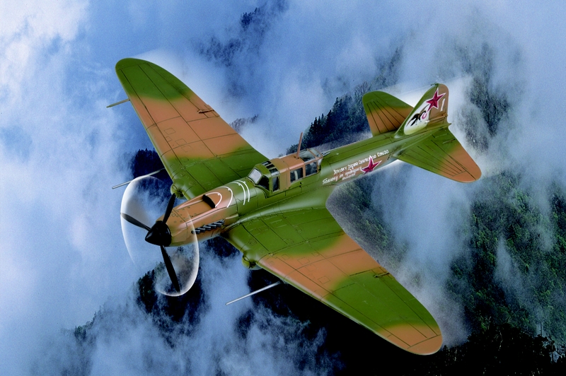 80285  авиация  &L-2M3 Attack Aircraft  (1:72)