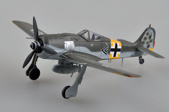 36404  авиация  FW190A-6, I./JG54, Hauptmann Walter Nowotny, 11.1943  (1:72)