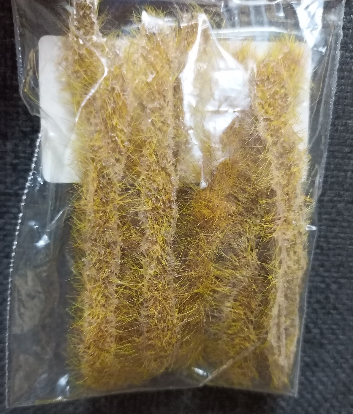 30142  материалы для диорам  Полоски травы, золотая осень, 6мм/8шт.