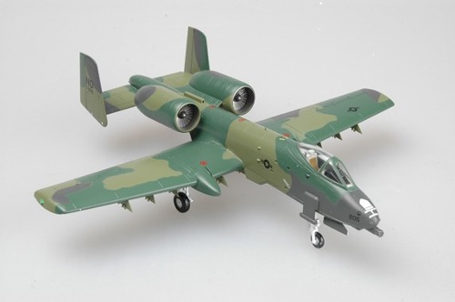 37111  авиация  A-10 Thunderbolt II, Ирак, 1991г. (1:72)