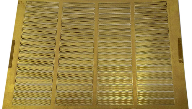 МД 072201  фототравление  Аэродромное покрытие К1Д (65 плит в наборе)  (1:72)