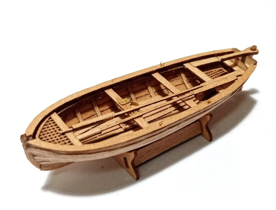 E72101  флот  Ял 4-весельный XIX  (1:72)