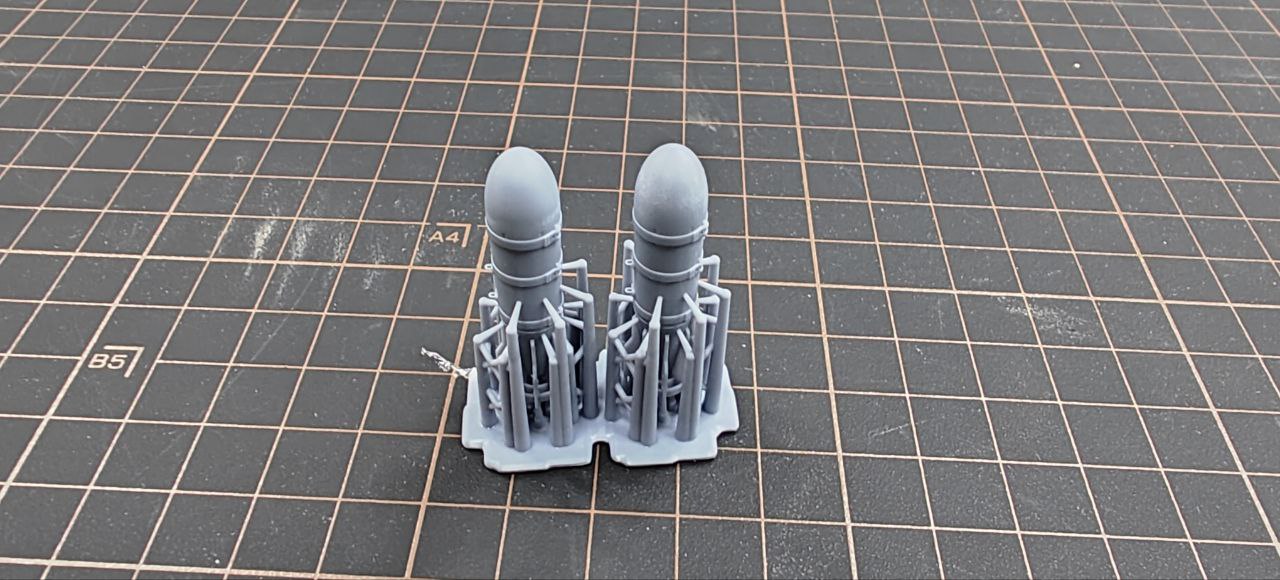 MM72335  дополнения из смолы  Бомбы с УМПК ФАБ-1500М54 (2шт)  (1:72)