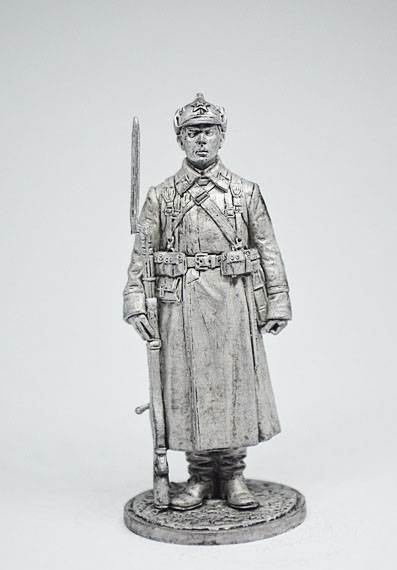 WW2-28  миниатюра  Красноармеец РККА в зимней походной форме. 1939-41 гг. СССР