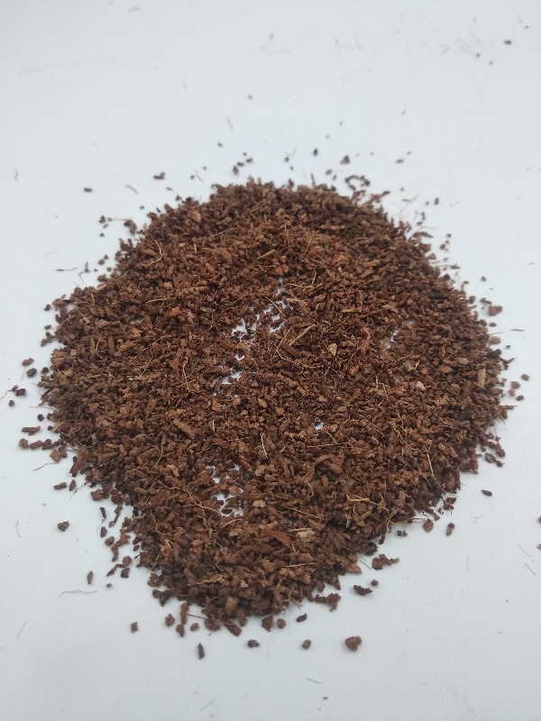 3045  материалы для диорам  Имитация земли. Средняя.