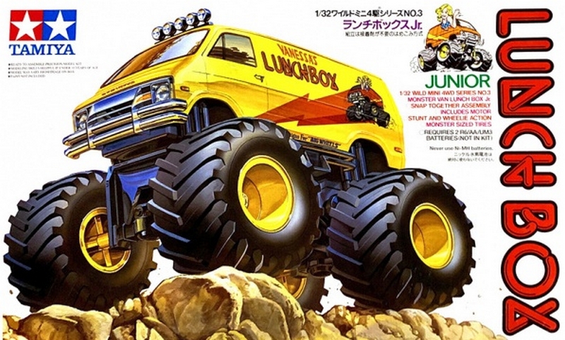 17003  автомобили и мотоциклы  Lunch-Box с э/мотором  (1:32)