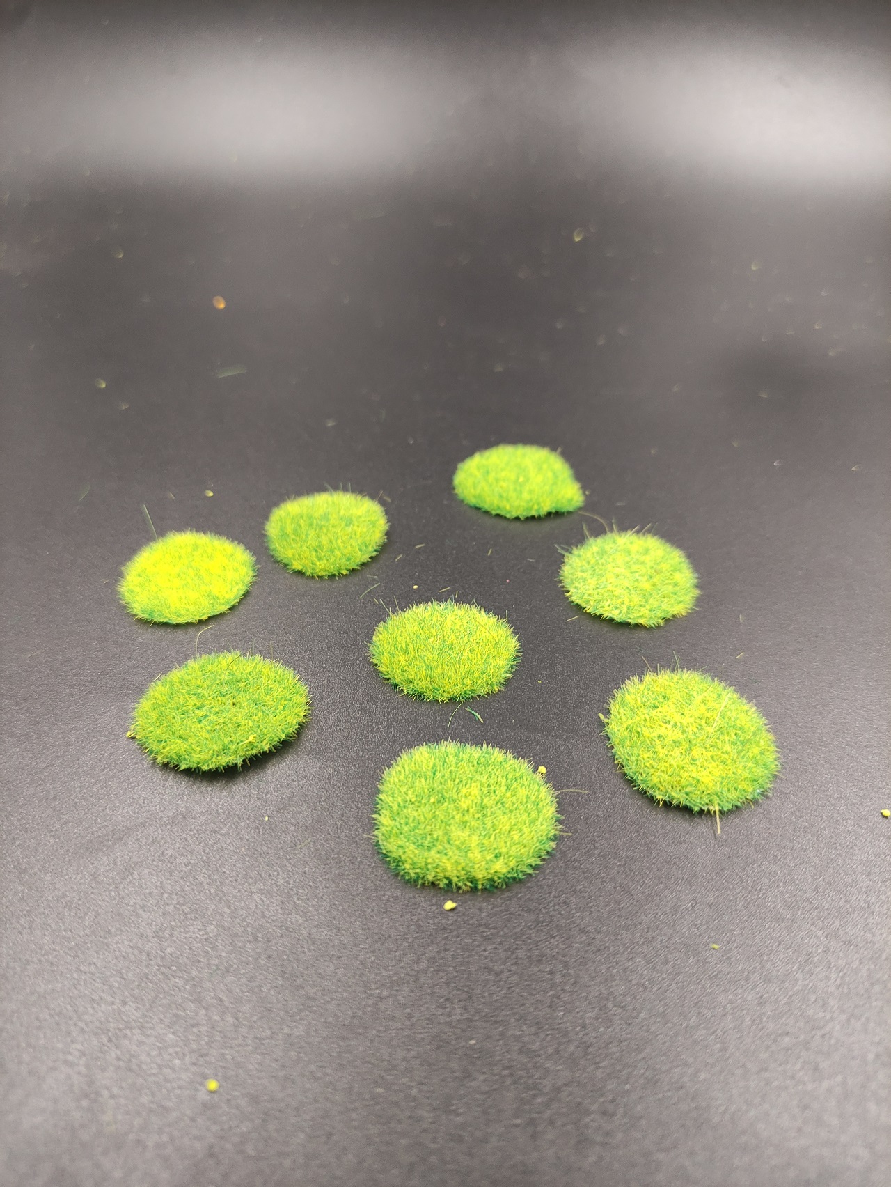 30111  материалы для диорам  Пучки травы , раннее лето , 40шт / 2мм